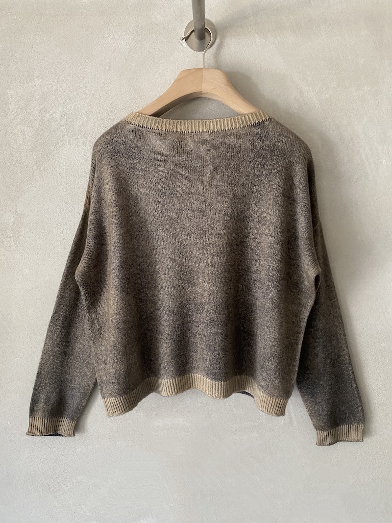Hand-painted beige cashmere boxy sweater – F Cashmere