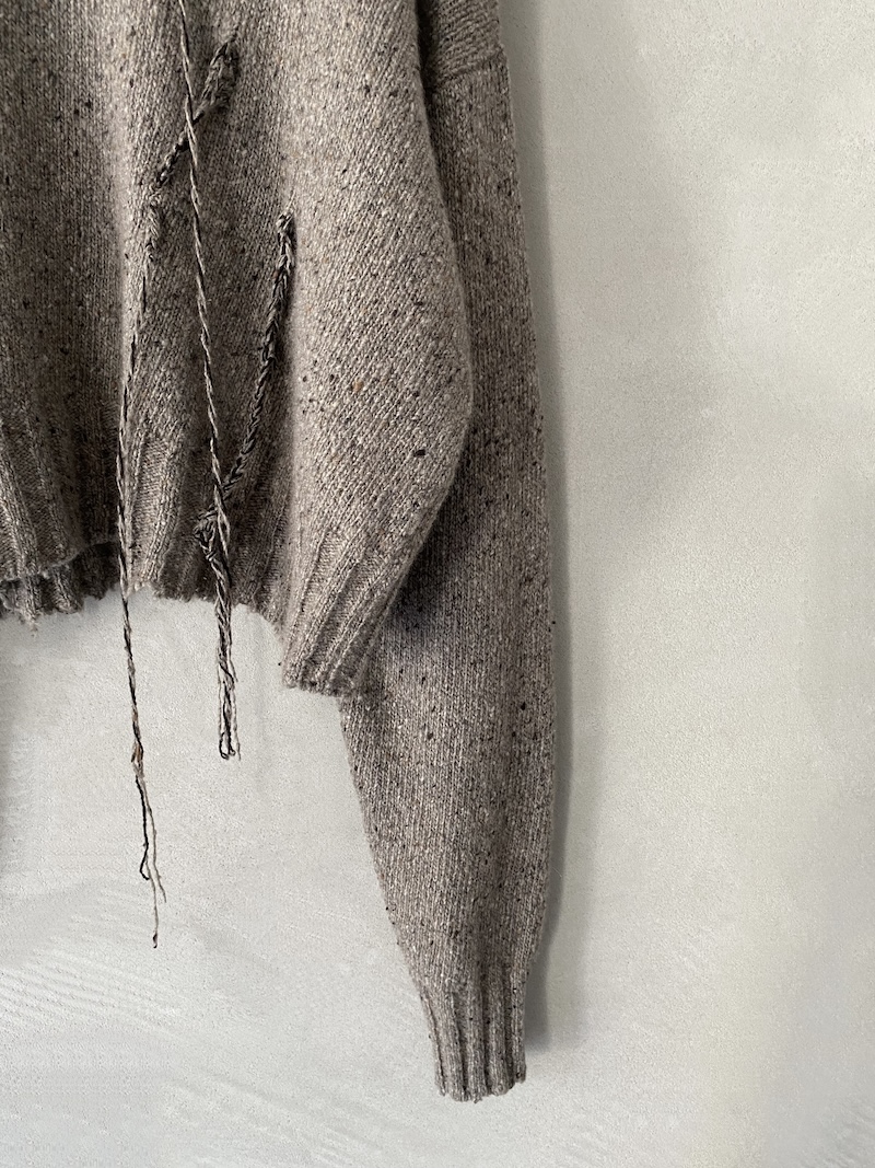 Beige crop sweater in Donegal-effect melange cashmere, Serie Numerica