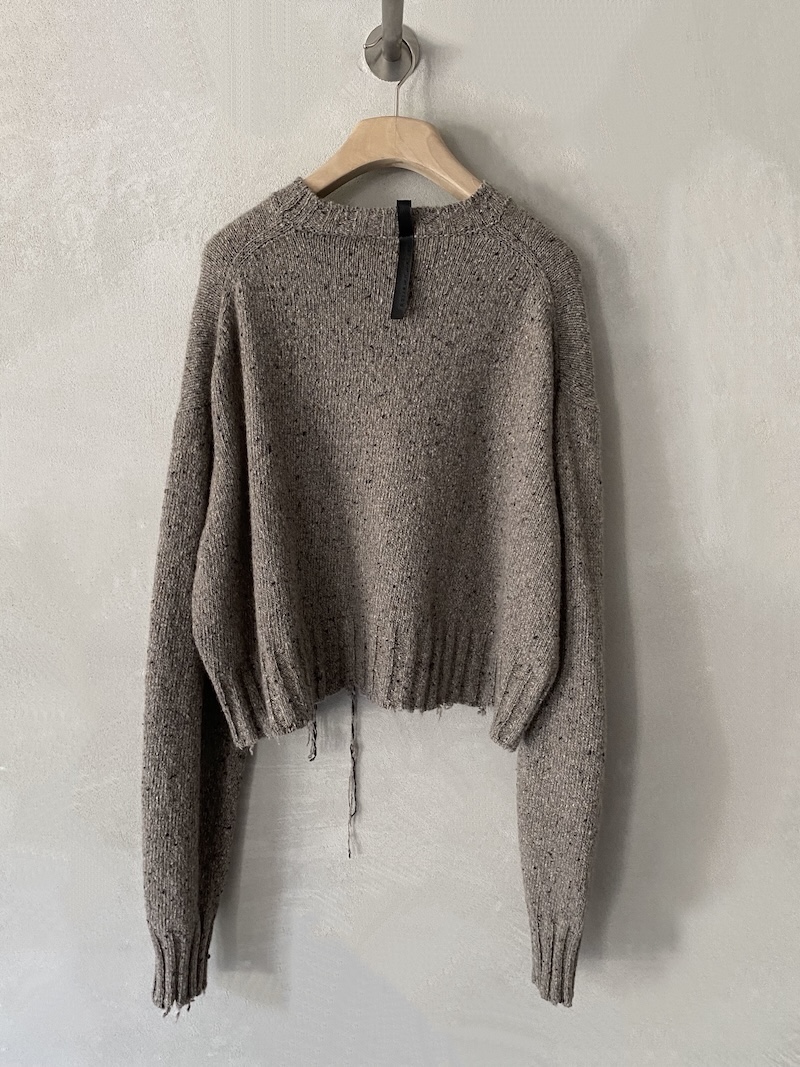 Beige crop sweater in Donegal-effect melange cashmere, Serie Numerica