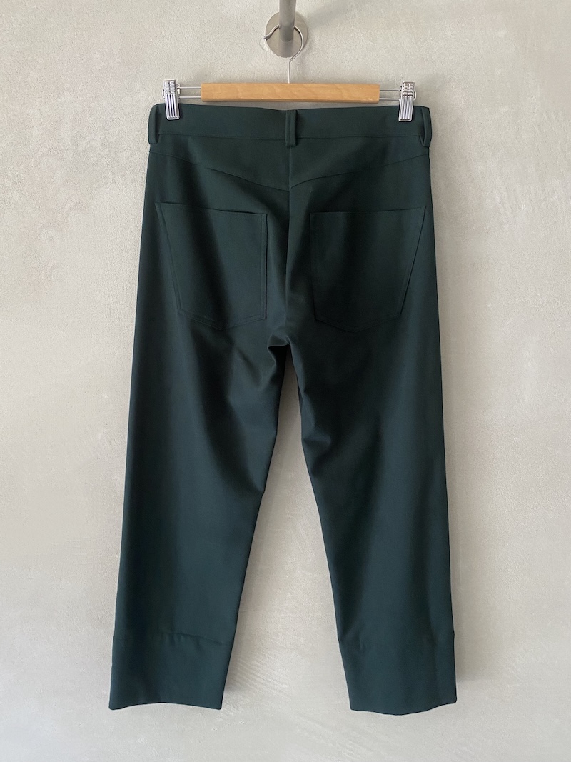 Marina Lari heavy cotton bottle green crop trousers