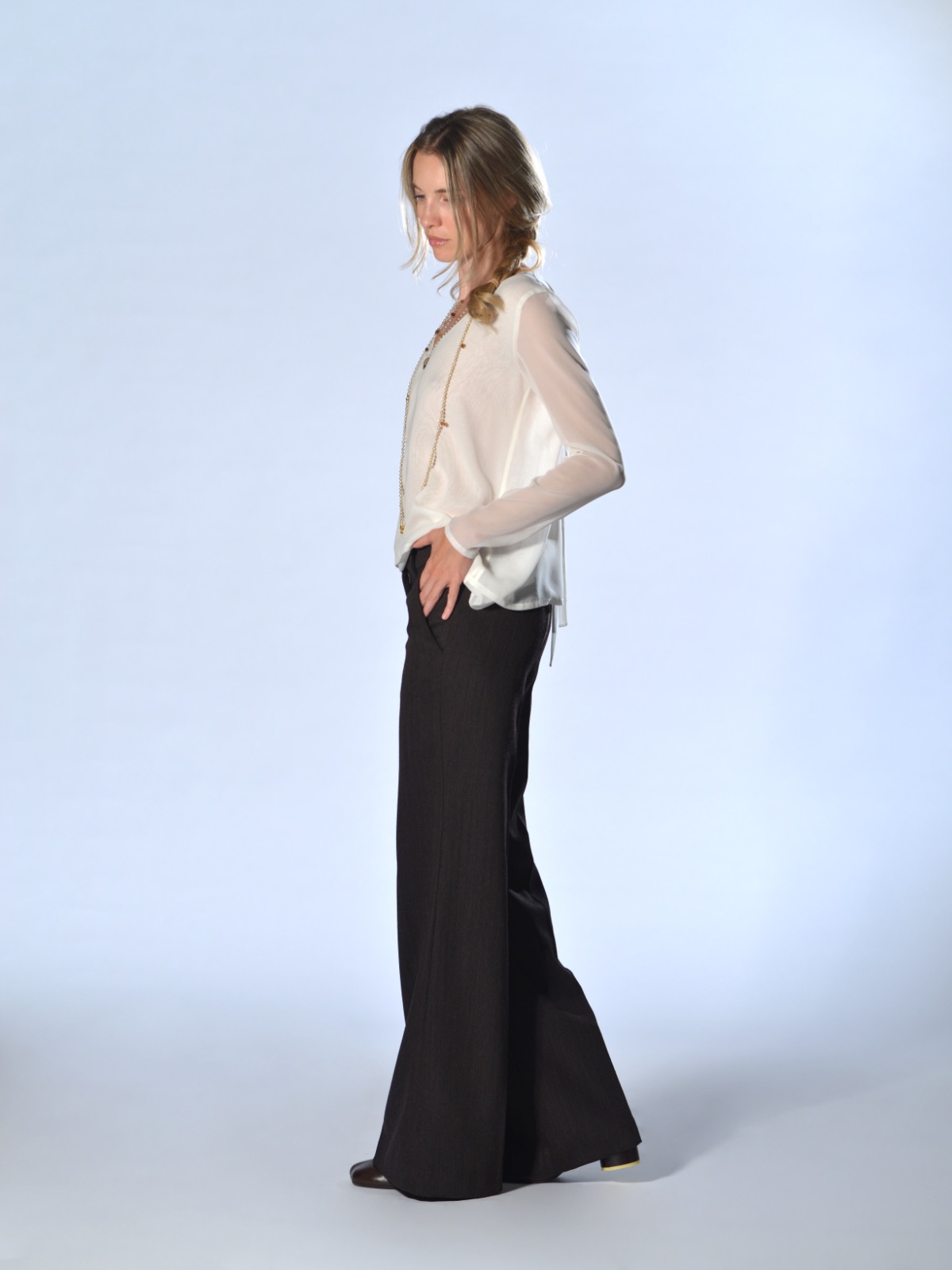 Pantaloni marrone in lana effetto fiammato Marina Lari 2