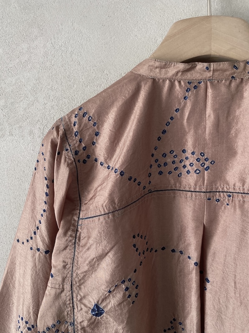 Camicia rosa cipria in seta Shibori Injiri