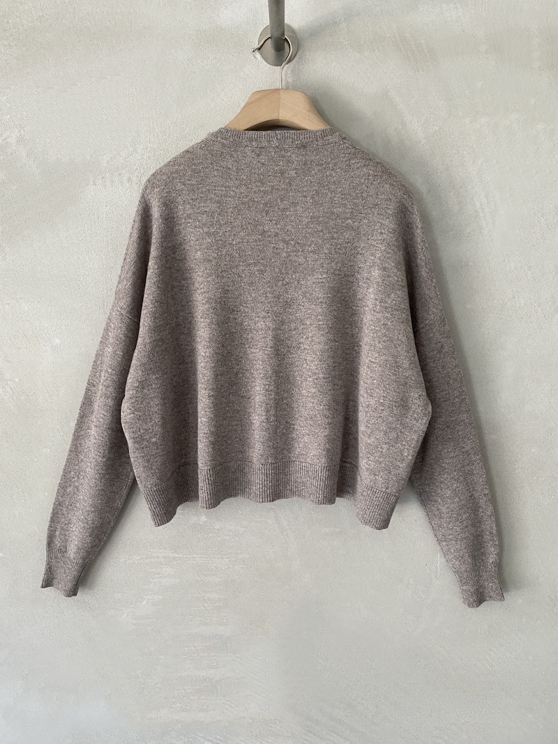 Cardigan beige over boxy in cashmere Marina Lari