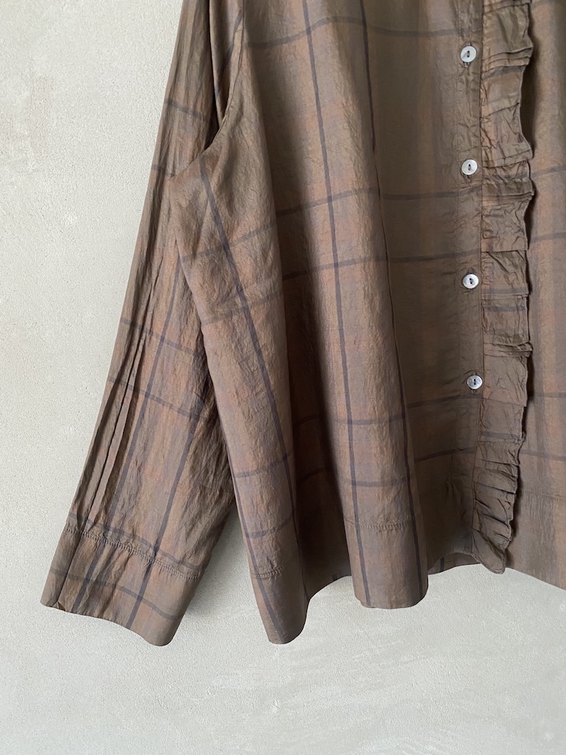 camicia marrone a quadri in seta tunta in capo con ruches Shirt C Zero