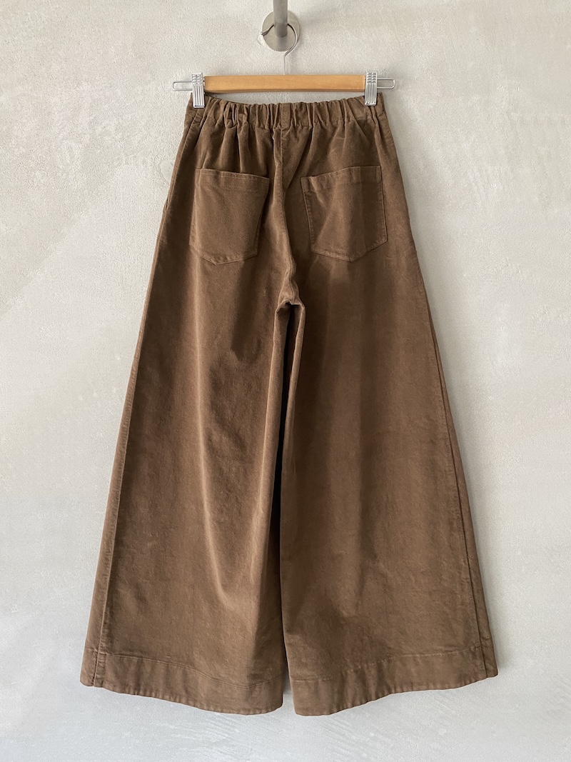 pantaloni marroni in velluto elasticizzato Barbara Tani