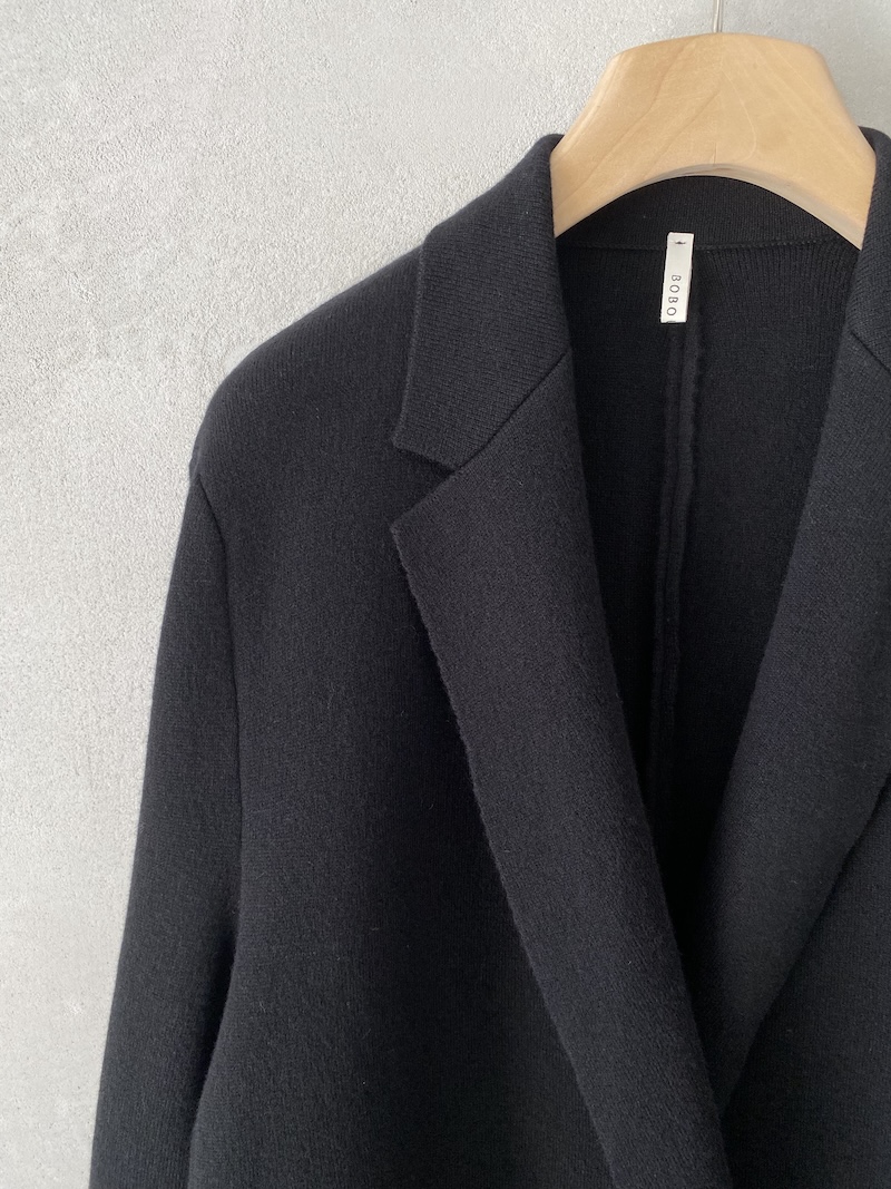 Cappotto nero oversize in maglieria di lana e cashmere Boboutic
