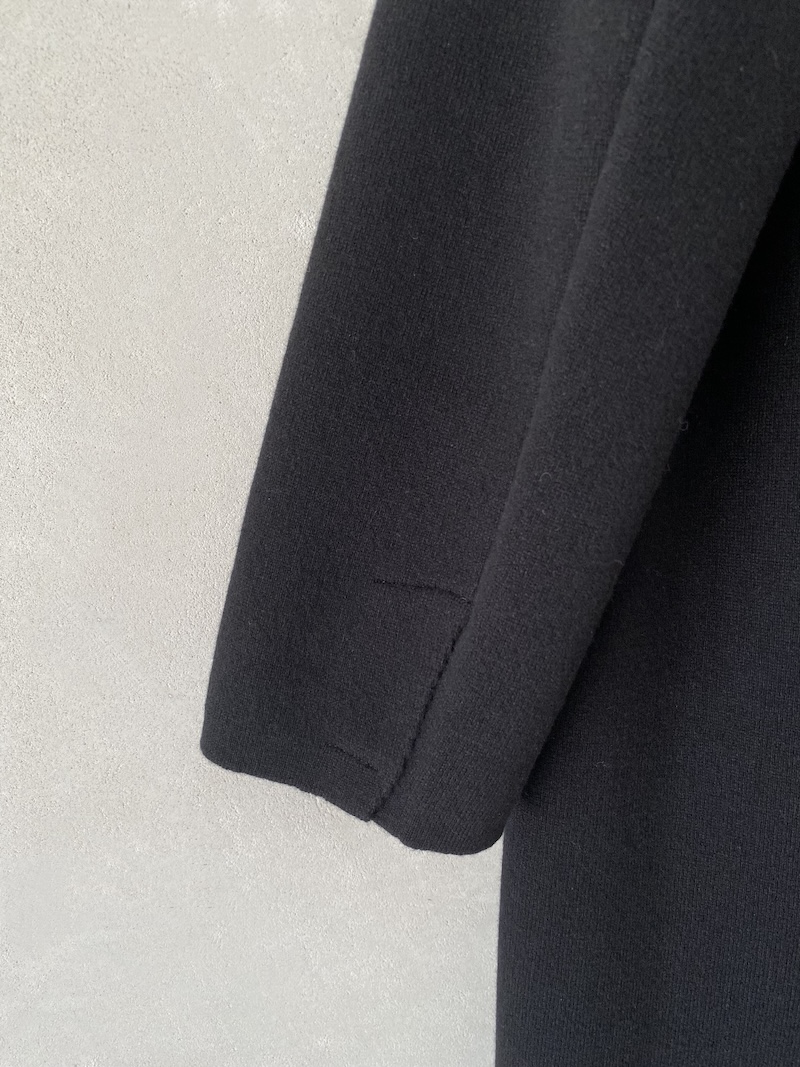 Cappotto nero oversize in maglieria di lana e cashmere Boboutic