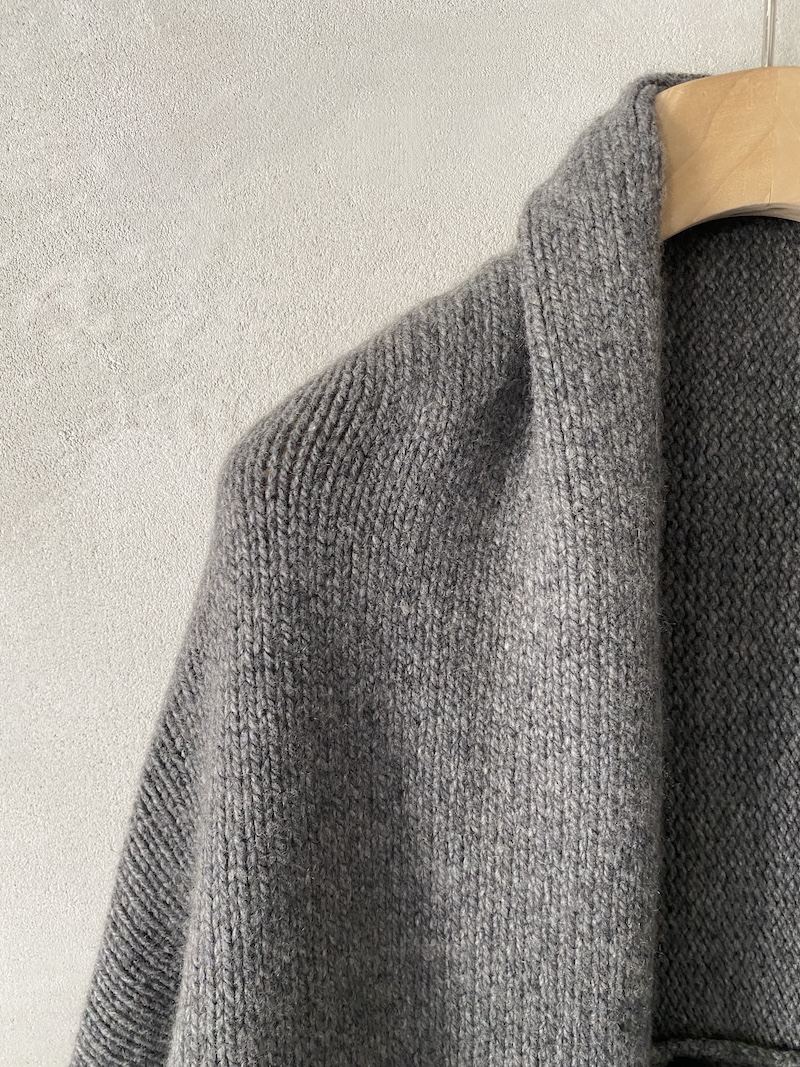 Oversized four-ply cashmere cardigan with shawl collar in gray - MARINA LARI