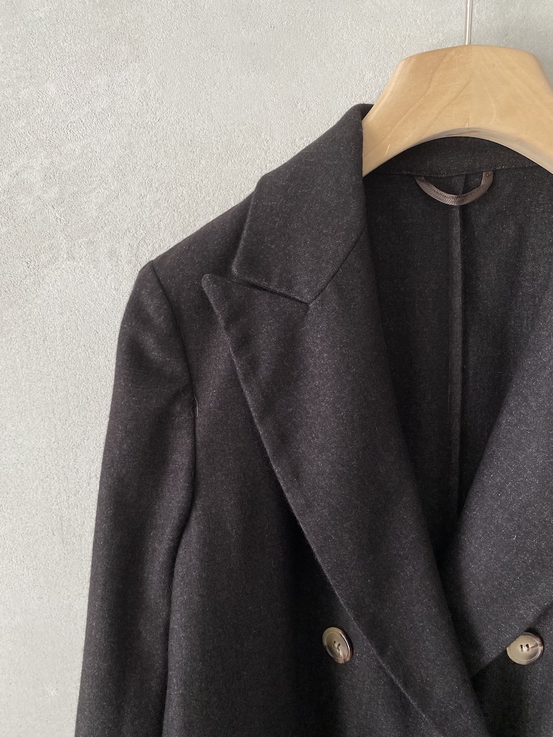 Giacca doppiopetto in lana leggera con effetto vissuto e revers a lancia colore antracite - KILTIE 2