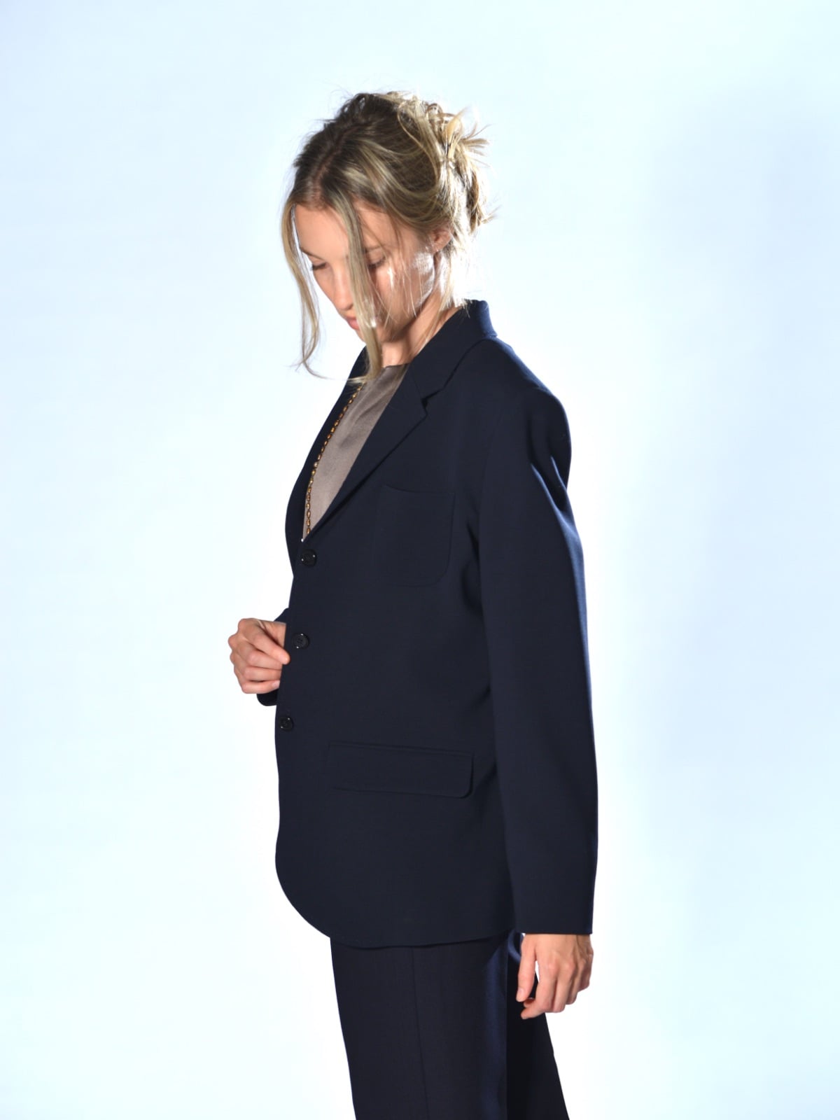Giacca monopetto in lana elasticizzata con impunture a mano colore blu - TRUE ROYAL 1