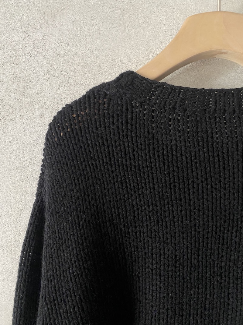 Maglia nera over boxy in lana e cashmere Alessandro Aste