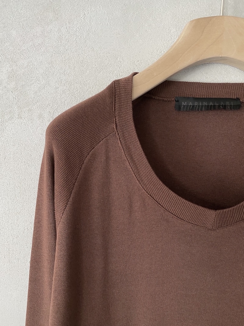 rust silk jersey sweater with V-neck Marina Lari