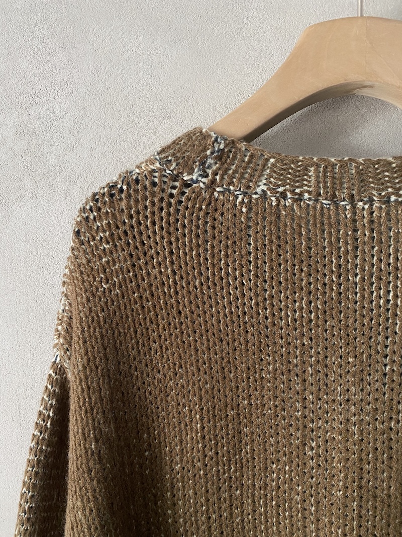 maglia senape over boxy in lana e cashmere con doppia tintura Alessandro Aste