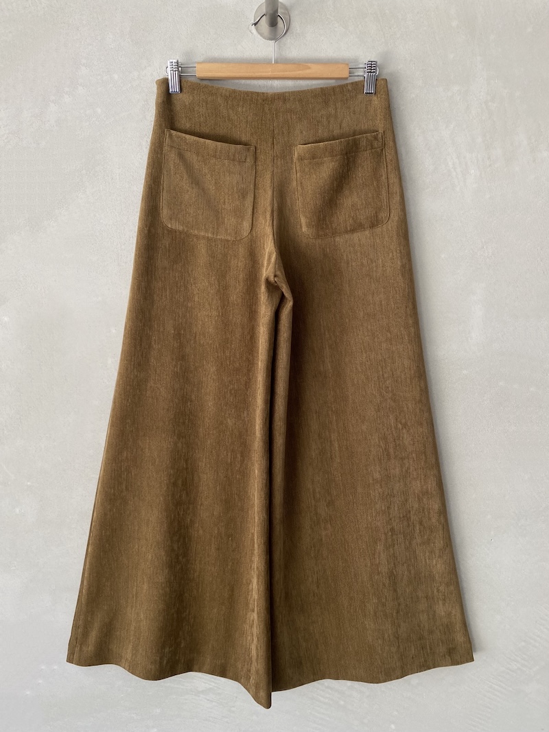 pantaloni senape a gamba larga in tessuto spigato elasticizzato Marina Lari
